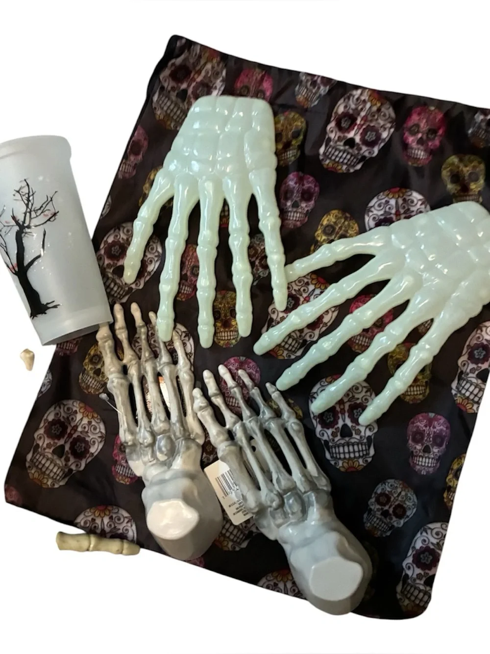 N/A halloween skeleton
